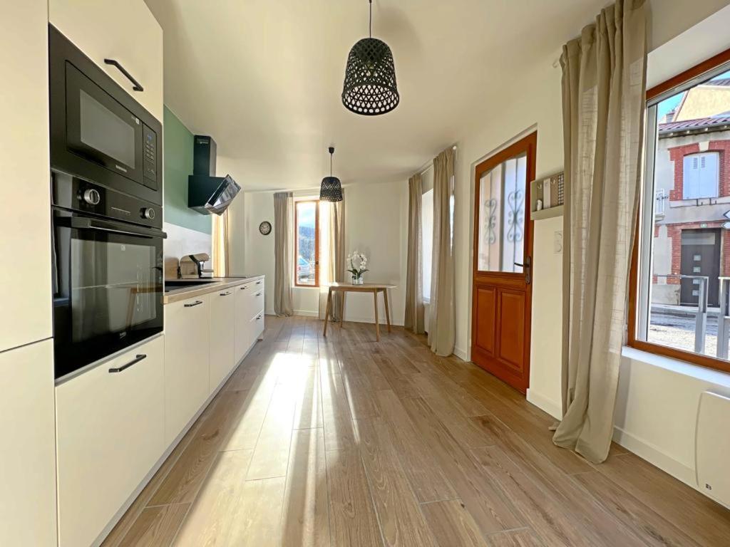 Appartement Coup De Coeur. St Etienne-Rochetaillee Saint-Etienne  Bagian luar foto